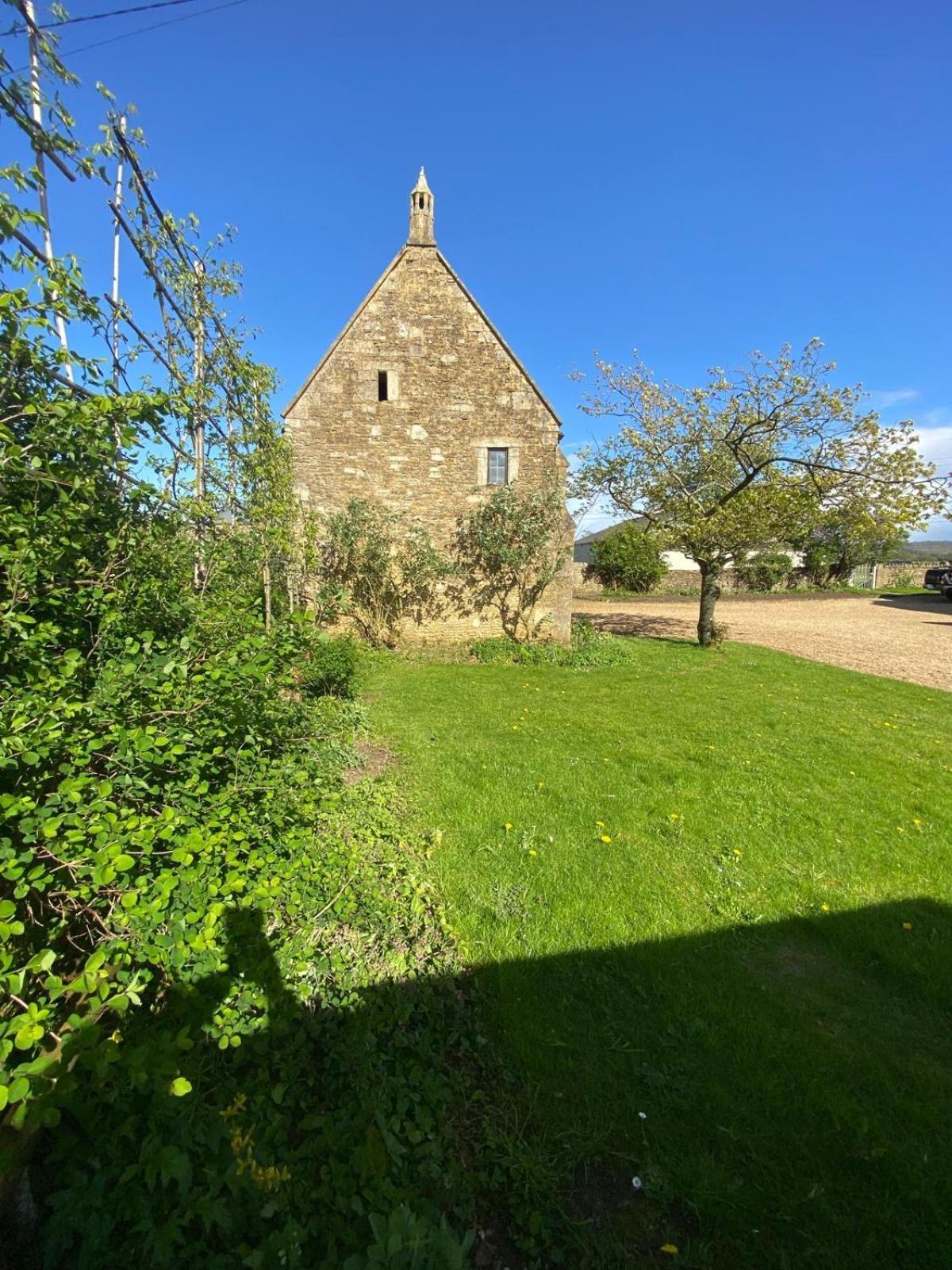 The Barn At Church Farm Chippenham  Exterior foto